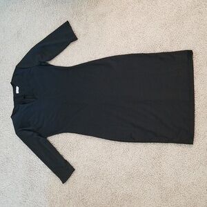 Naggoo Medium 3/4 Sleeve Sleek Black Dress